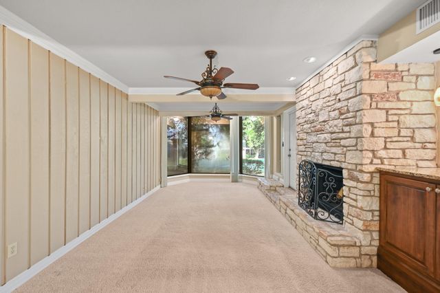 176 World Of Tennis SQ, Lakeway, TX 78734