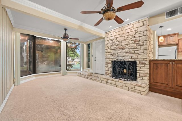 176 World Of Tennis SQ, Lakeway, TX 78734