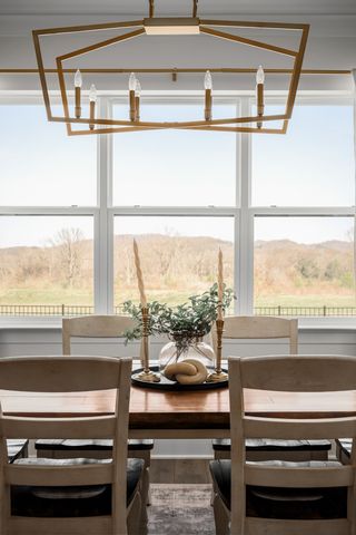 3476 Burgate Trl, Thompsons Station, TN 37179