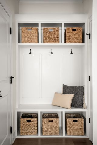 3476 Burgate Trl, Thompsons Station, TN 37179