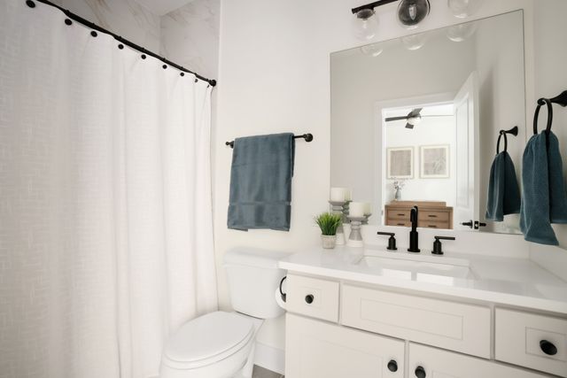 3476 Burgate Trl, Thompsons Station, TN 37179