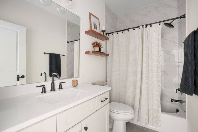 3476 Burgate Trl, Thompsons Station, TN 37179