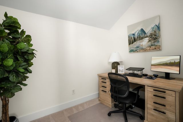 3476 Burgate Trl, Thompsons Station, TN 37179