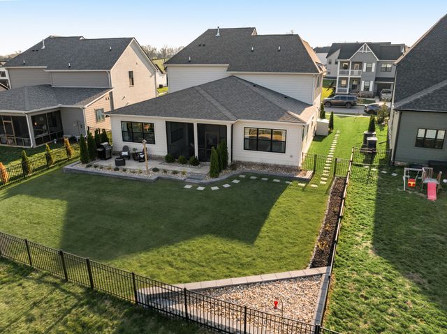 3476 Burgate Trl, Thompsons Station, TN 37179