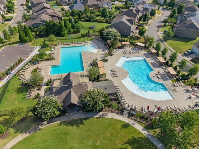 3476 Burgate Trl, Thompsons Station, TN 37179