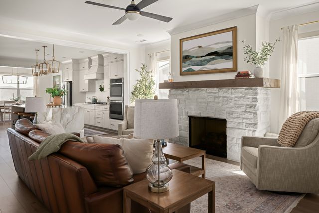 3476 Burgate Trl, Thompsons Station, TN 37179