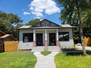 631 W Kings Hwy Apt 1, San Antonio, TX 78212