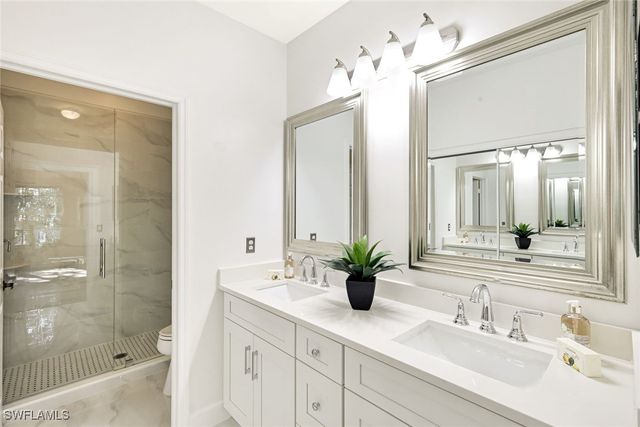 675 Wiggins Lake DR 202, Naples, FL 34110