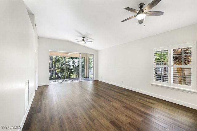 675 Wiggins Lake DR 202, Naples, FL 34110