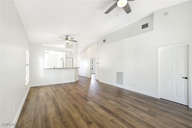 675 Wiggins Lake DR 202, Naples, FL 34110