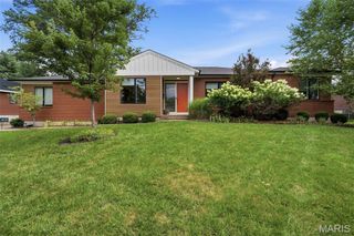9061 Monmouth Drive, Richmond Heights, MO 63117