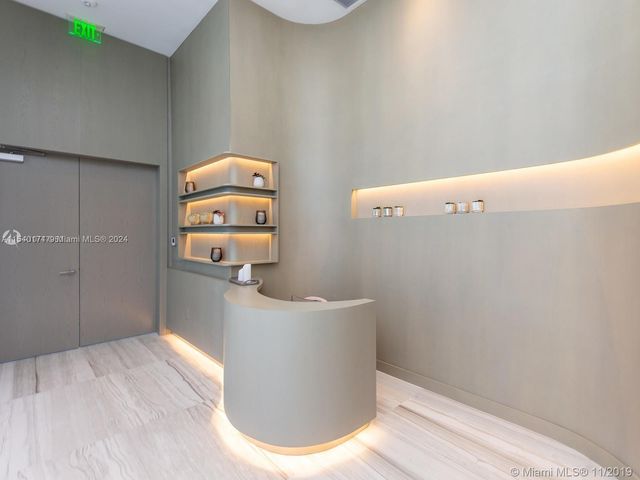 4010 S Ocean Dr R703, Hollywood, FL 33019