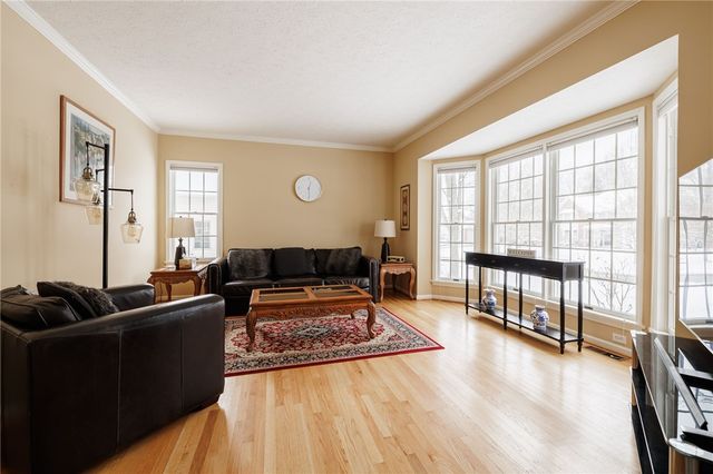 36 Sunleaf Drive, Penfield, NY 14526