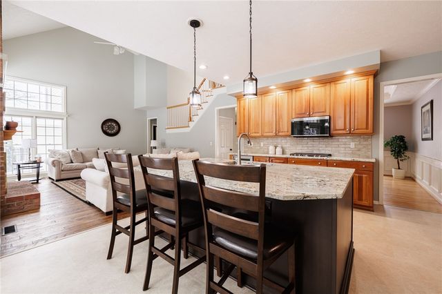 36 Sunleaf Drive, Penfield, NY 14526