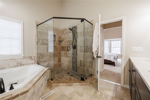 36 Sunleaf Drive, Penfield, NY 14526