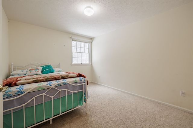 36 Sunleaf Drive, Penfield, NY 14526