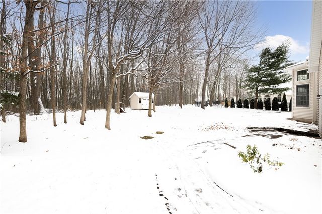 36 Sunleaf Drive, Penfield, NY 14526