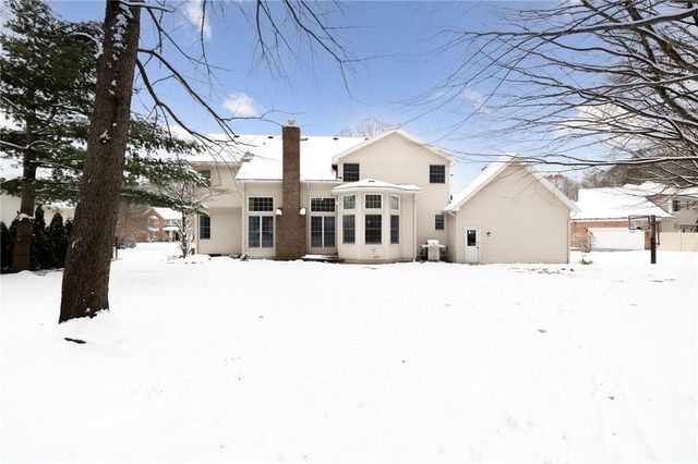 36 Sunleaf Drive, Penfield, NY 14526