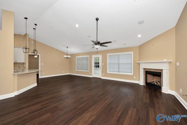 136 Robin Song Lane, Harvest, AL 35749