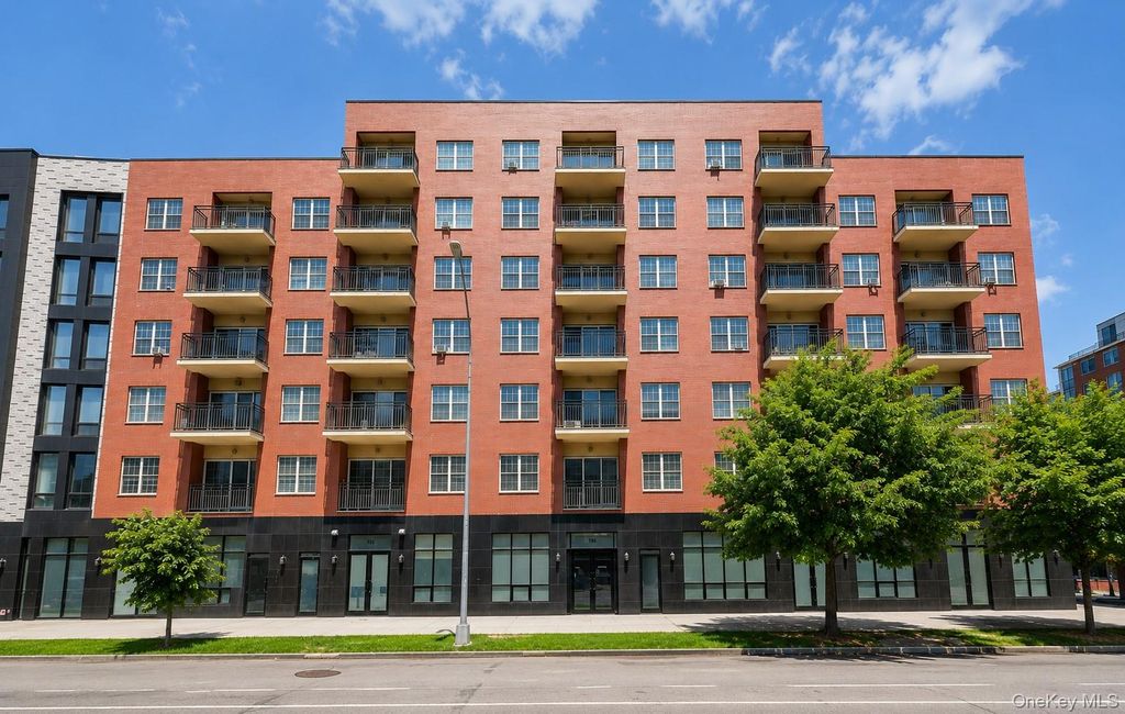 7166 Parsons Boulevard 6C, Flushing, NY 11365 — exterior
