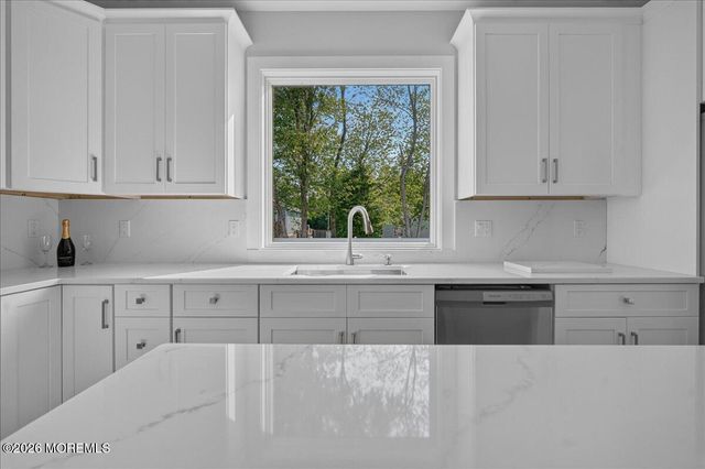 553 Lillie Road, Toms River, NJ 08753