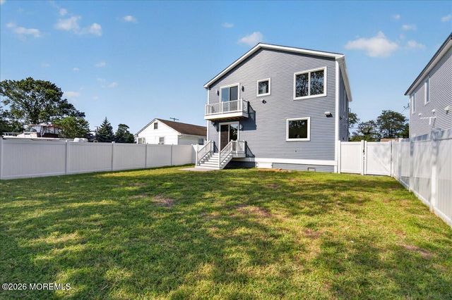 553 Lillie Road, Toms River, NJ 08753