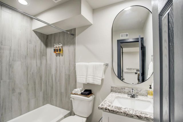 3448 Elgin Street 5, Houston, TX 77004