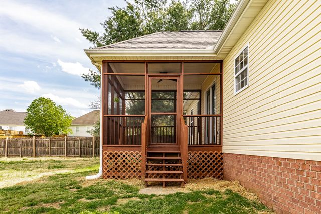 1232 Stanfield Ct, Gallatin, TN 37066