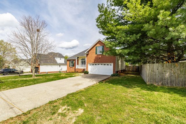 1232 Stanfield Ct, Gallatin, TN 37066