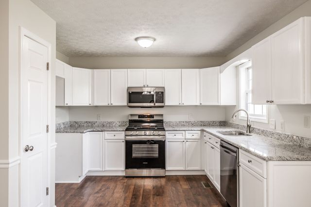 1232 Stanfield Ct, Gallatin, TN 37066