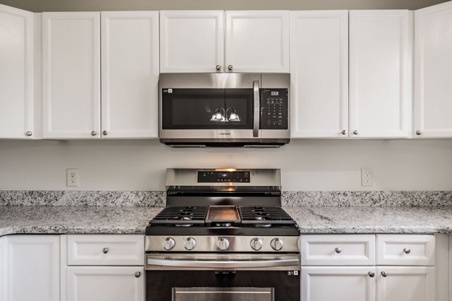 1232 Stanfield Ct, Gallatin, TN 37066