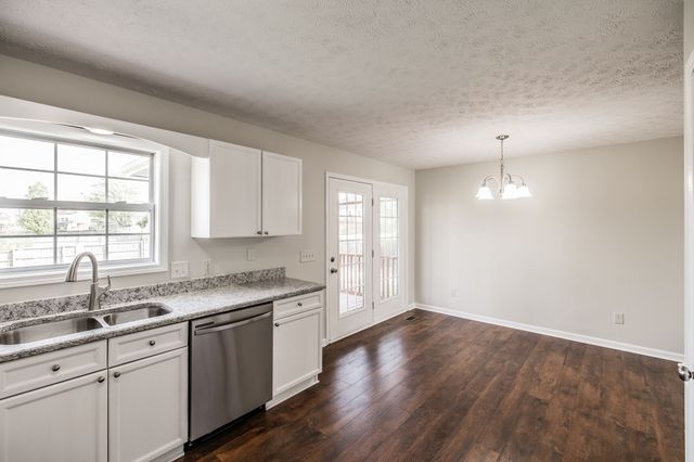 1232 Stanfield Ct, Gallatin, TN 37066