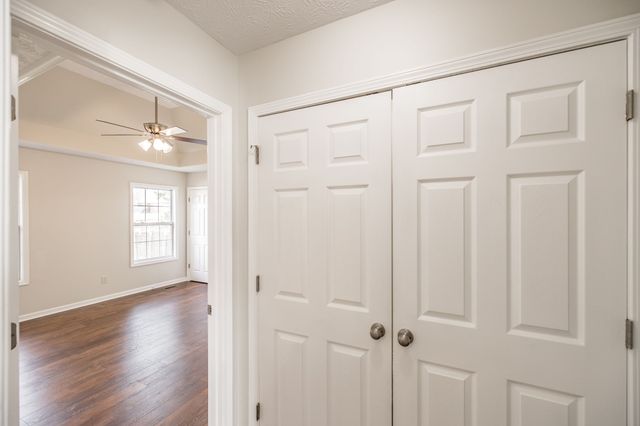 1232 Stanfield Ct, Gallatin, TN 37066