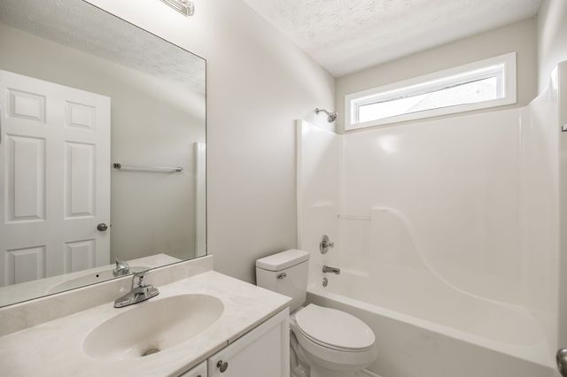 1232 Stanfield Ct, Gallatin, TN 37066