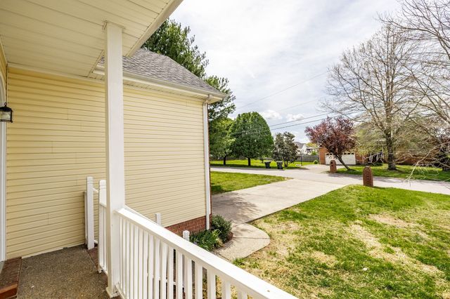 1232 Stanfield Ct, Gallatin, TN 37066