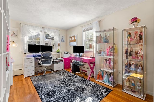 77 W Albert St, Lowell, MA 01851