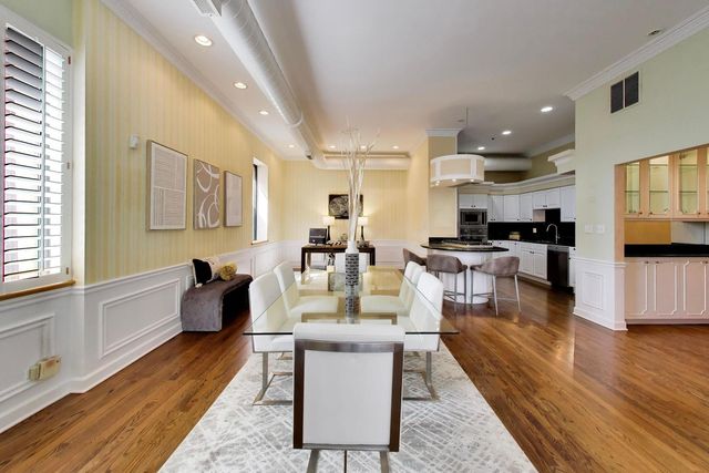 1016 W Madison Street 4S, Chicago, IL 60607