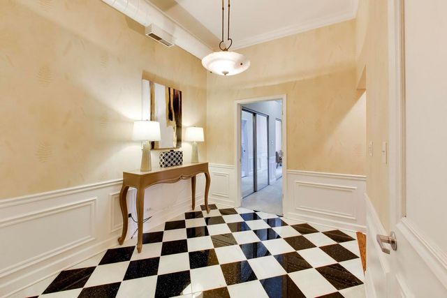 1016 W Madison Street 4S, Chicago, IL 60607