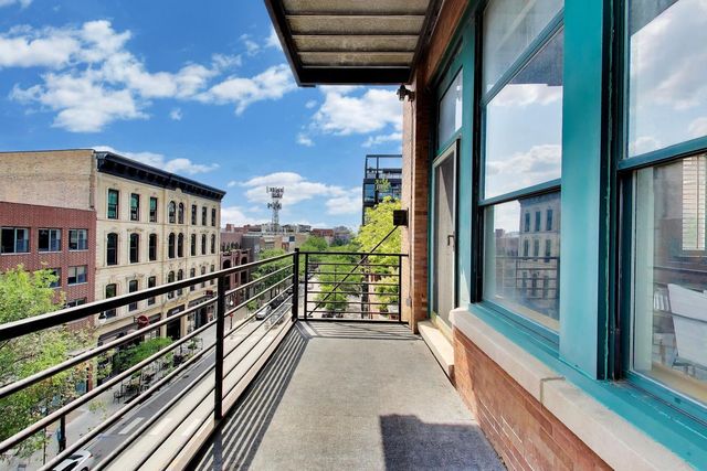 1016 W Madison Street 4S, Chicago, IL 60607