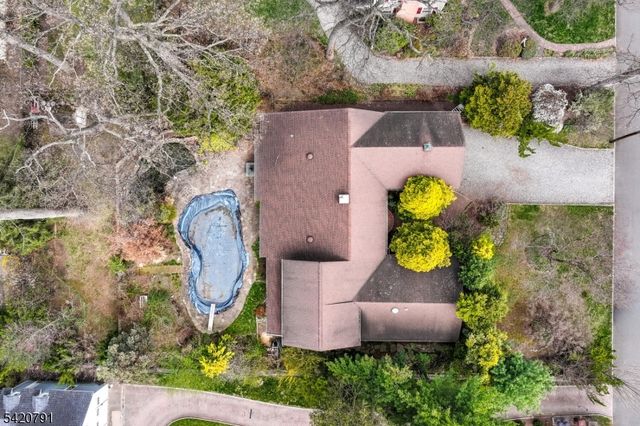 83 Whitford Ave, Nutley Twp., NJ 07110