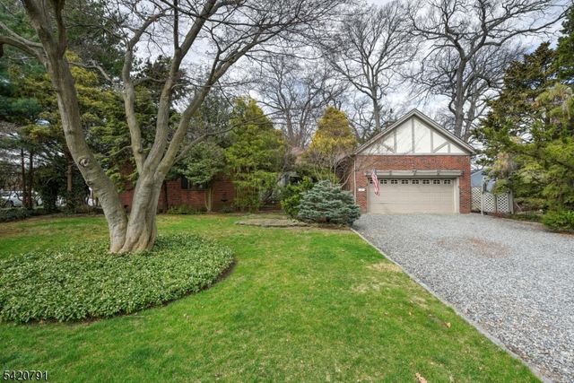 83 Whitford Ave, Nutley Twp., NJ 07110