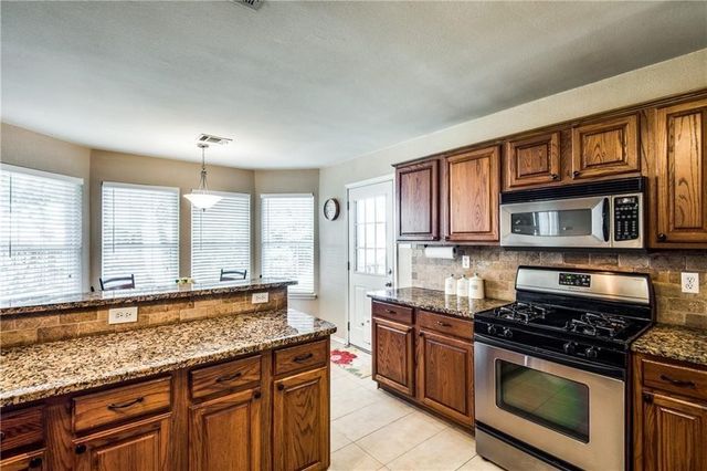 604 Aspen Way, Flower Mound, TX 75028