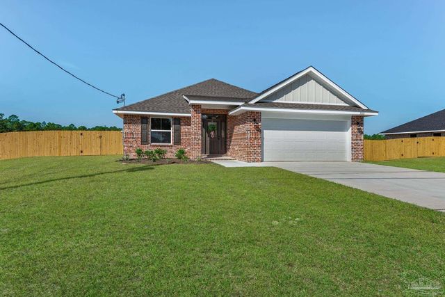 7961 Twin Lake Dr, Milton, FL 32583