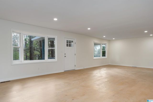 9151 N HIGHWAY 41 N, Birmingham, AL 35242