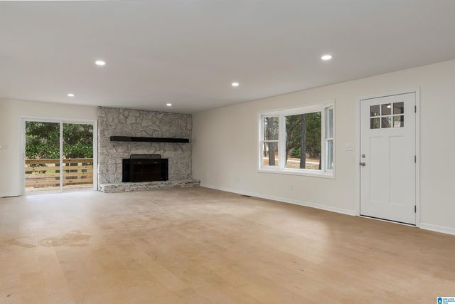 9151 N HIGHWAY 41 N, Birmingham, AL 35242