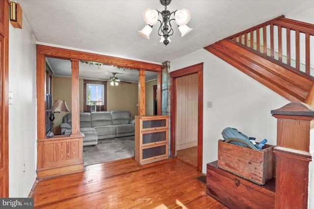 5694 HANOVER RD, Hanover, PA 17331