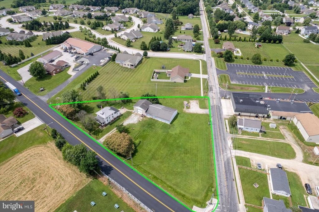 5694 HANOVER RD, Hanover, PA 17331