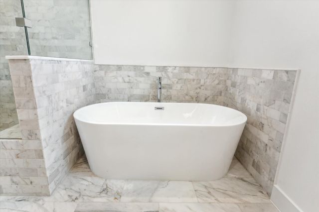 5309 Eigel Street, Houston, TX 77007