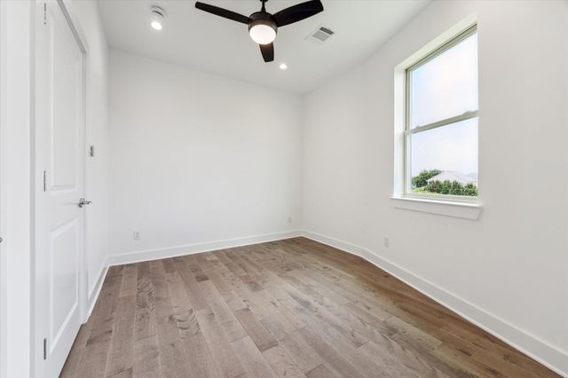 5309 Eigel Street, Houston, TX 77007