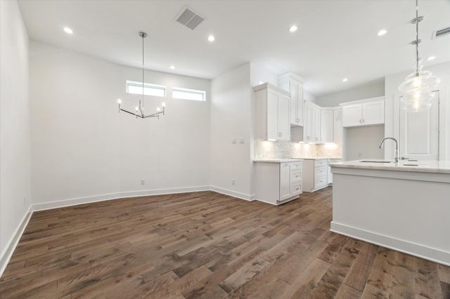 5309 Eigel Street, Houston, TX 77007